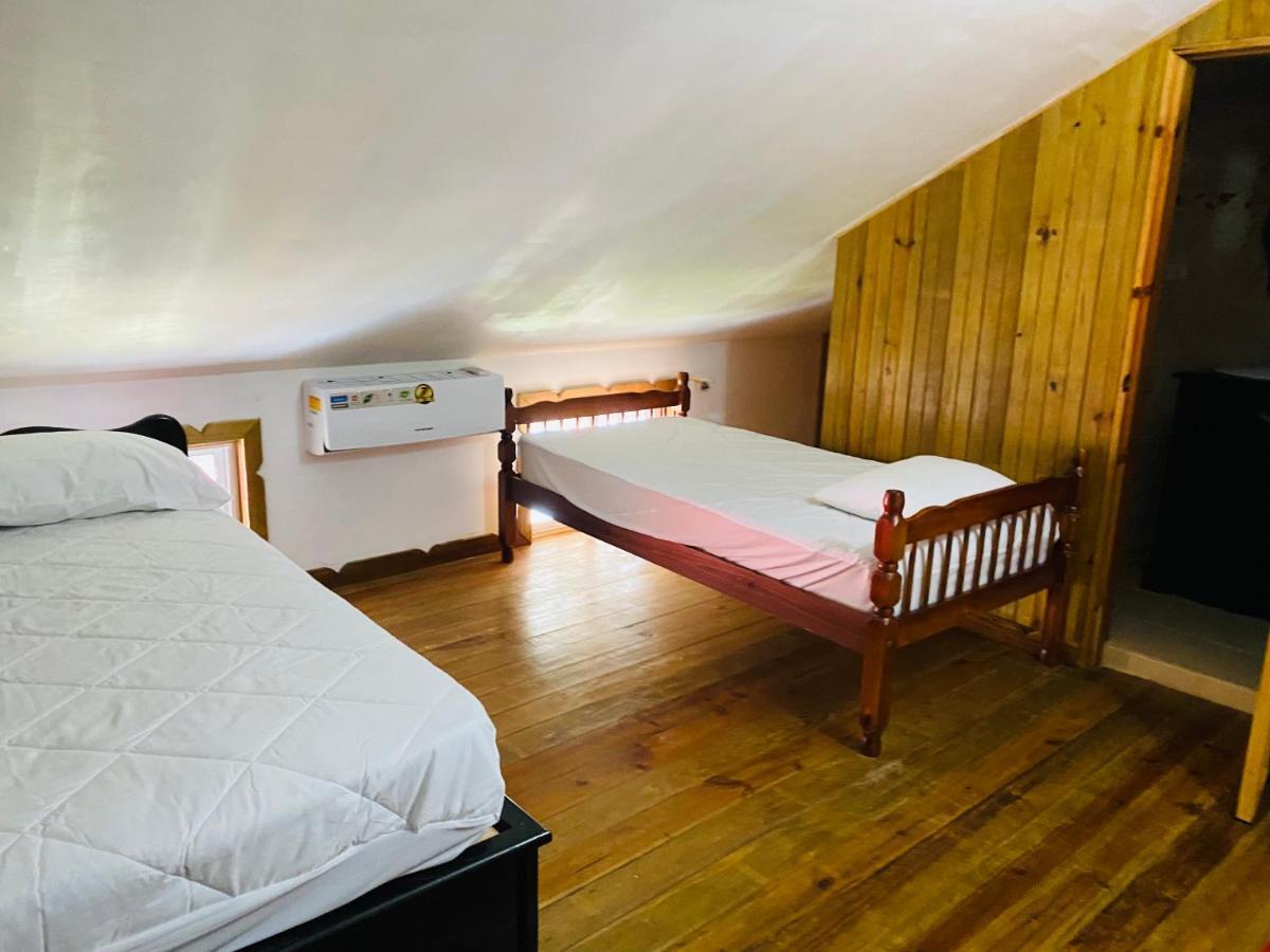 Hotel Caribbean View Бастиментос Екстериор снимка