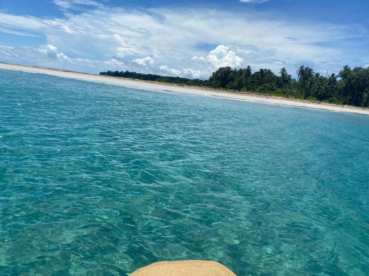 Hotel Caribbean View Бастиментос Екстериор снимка